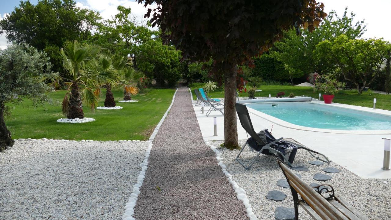 La Rochelle Et L'Aunis Bed & Breakfast Saint-Sauveur-d'Aunis Exterior photo